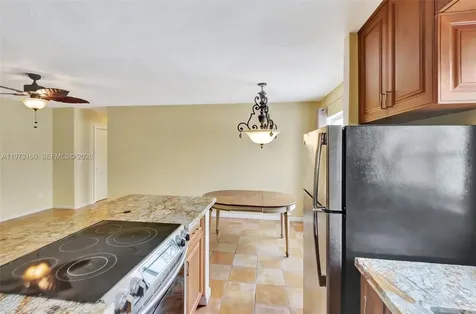 350 Collins Avenue Miami Beach FL 33139