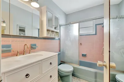 350 Collins Avenue Miami Beach FL 33139