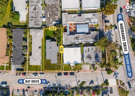 2125 Bay Drive Miami Beach FL 33141