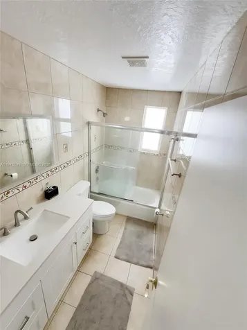 926 SW 102nd Terrace Pembroke Pines FL 33025