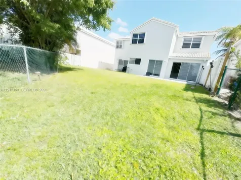 926 SW 102nd Terrace Pembroke Pines FL 33025