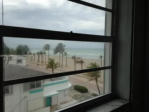 901 S Surf Road Hollywood FL 33019