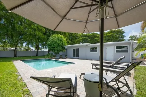 1791 NE 46th Street Oakland Park FL 33334