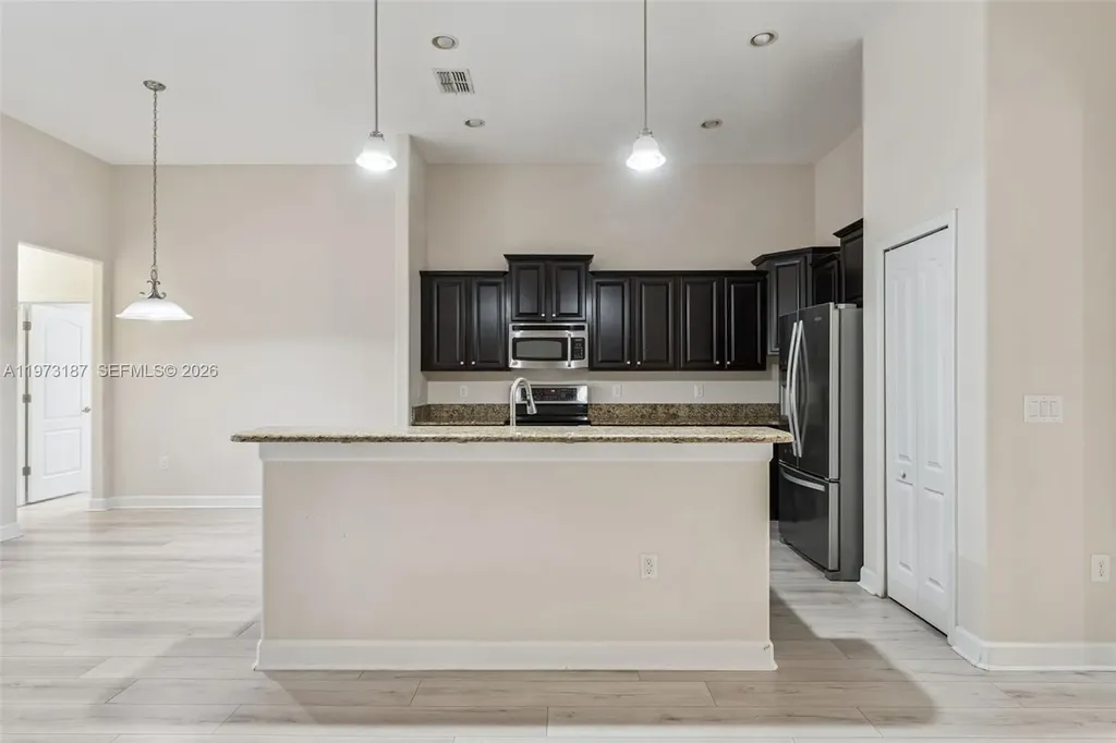 1382 Palmetto Dunes Other City - In The State Of Florida FL 33896