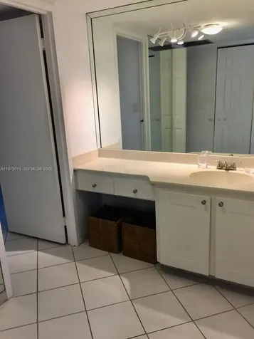 100 Bayview Drive Sunny Isles Beach FL 33160