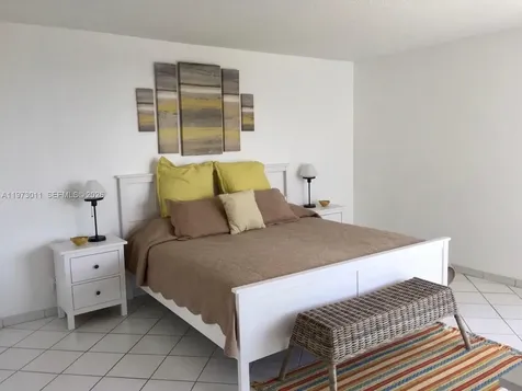 100 Bayview Drive Sunny Isles Beach FL 33160
