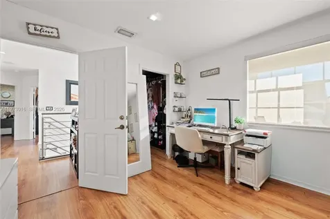 5186 NW 106th Avenue Doral FL 33178