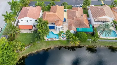 5186 NW 106th Avenue Doral FL 33178