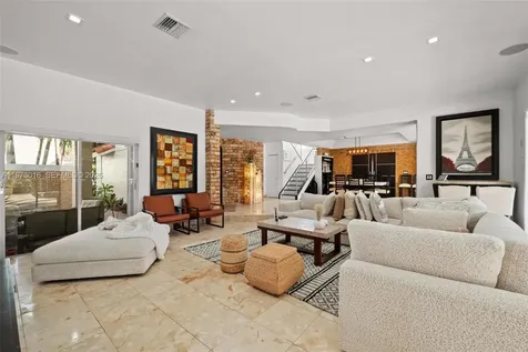 5186 NW 106th Avenue Doral FL 33178