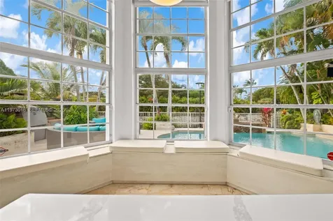 5186 NW 106th Avenue Doral FL 33178