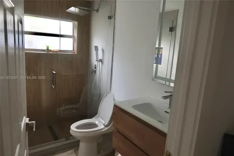 5862 NW 113th Place Doral FL 33178