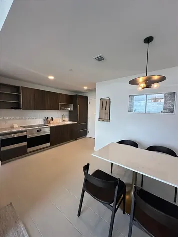 159 NE 6th Street Miami FL 33132