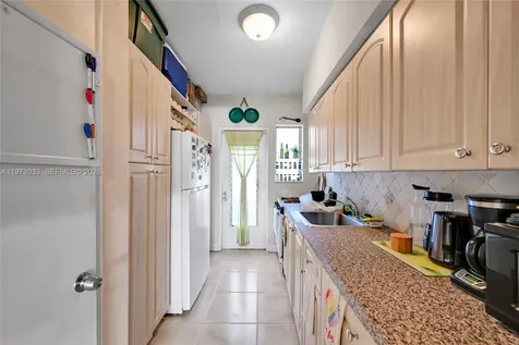 1240 14th Street Miami Beach FL 33139