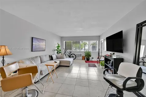 1240 14th Street Miami Beach FL 33139