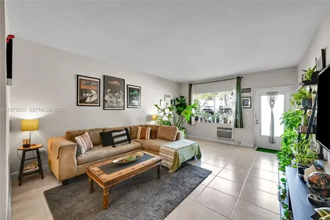 1240 14th Street Miami Beach FL 33139