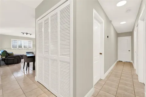 16269 SW 78th Terrace Miami FL 33193