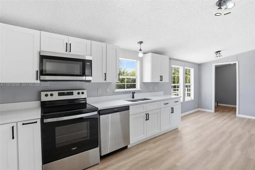 1446 Seminole Avenue Other City - In The State Of Florida FL 33935