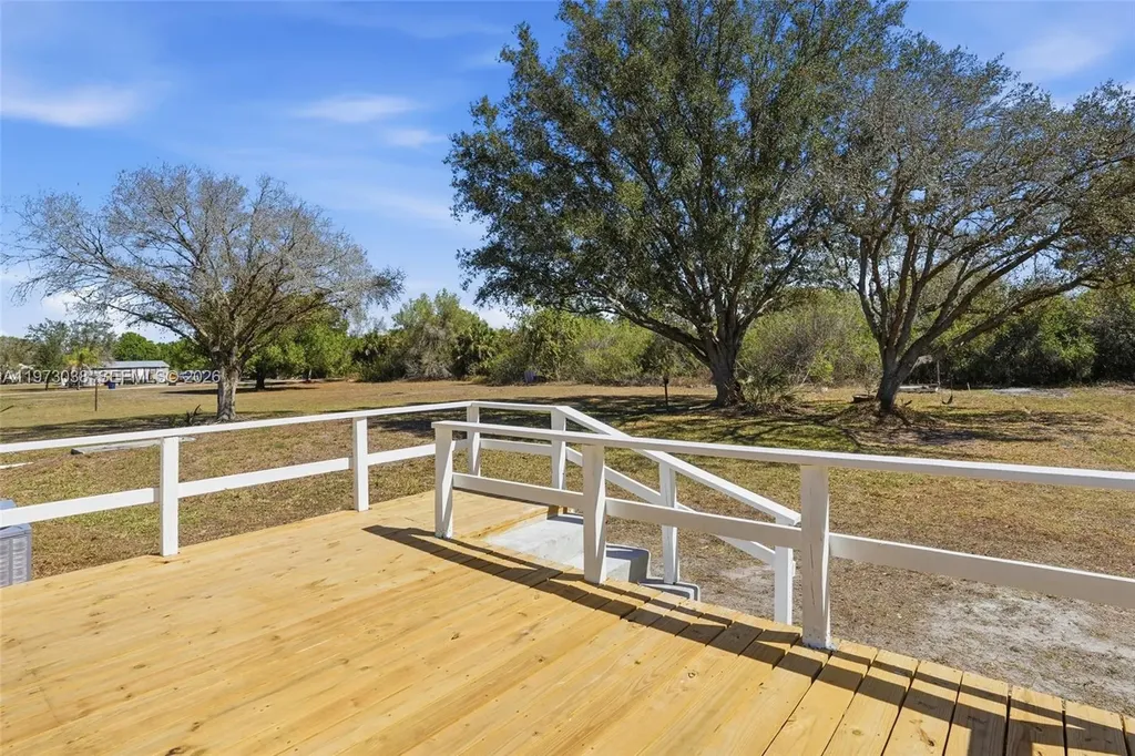 1446 Seminole Avenue Other City - In The State Of Florida FL 33935