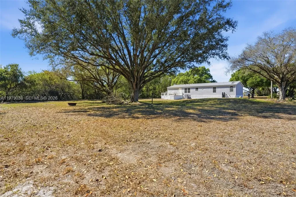 1446 Seminole Avenue Other City - In The State Of Florida FL 33935
