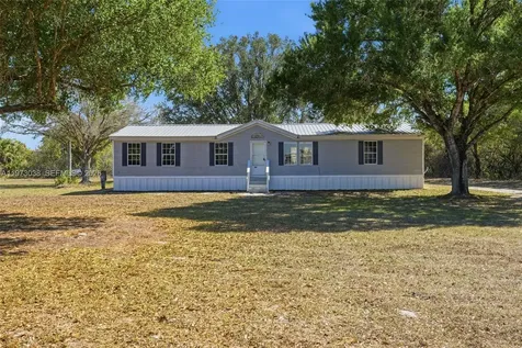 1446 Seminole Avenue Other City - In The State Of Florida FL 33935