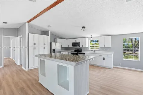 1446 Seminole Avenue Other City - In The State Of Florida FL 33935