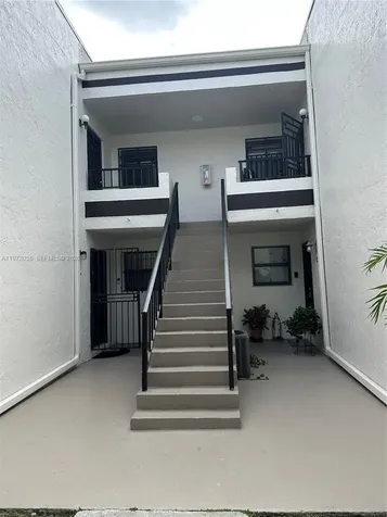 10839 NW 7th Street Miami FL 33172
