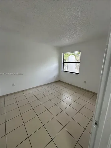 10839 NW 7th Street Miami FL 33172