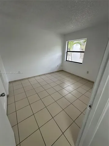 10839 NW 7th Street Miami FL 33172