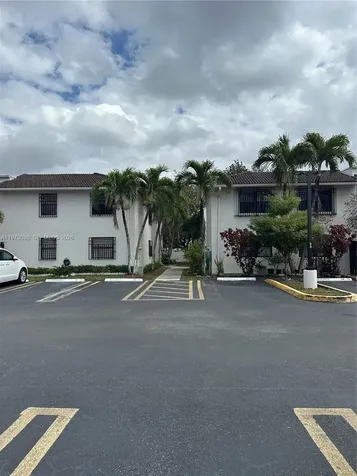 10839 NW 7th Street Miami FL 33172