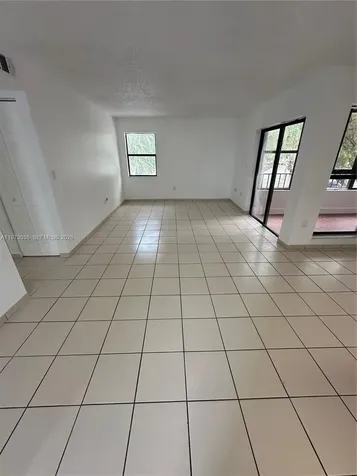 10839 NW 7th Street Miami FL 33172