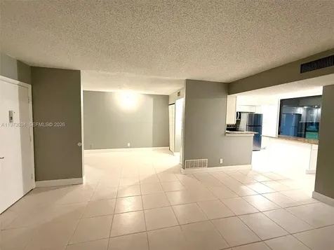 5220 Las Verdes Circle Delray Beach FL 33484
