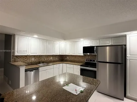 5220 Las Verdes Circle Delray Beach FL 33484