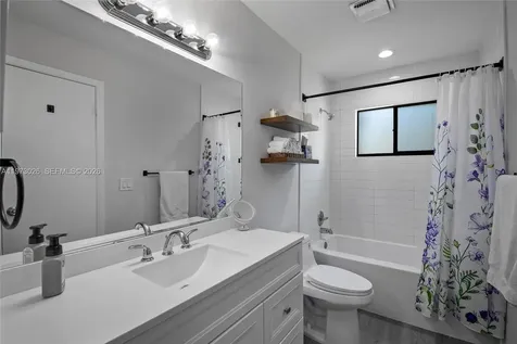 6185 Live Oak Court Tamarac FL 33319