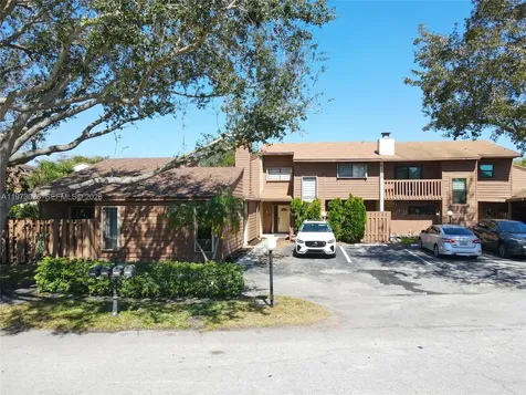 6185 Live Oak Court Tamarac FL 33319