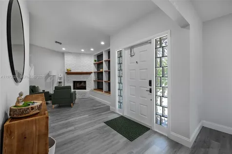 6185 Live Oak Court Tamarac FL 33319