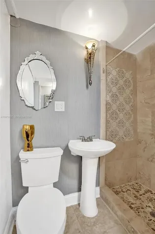 609 SW 2nd Avenue Hallandale Beach FL 33009