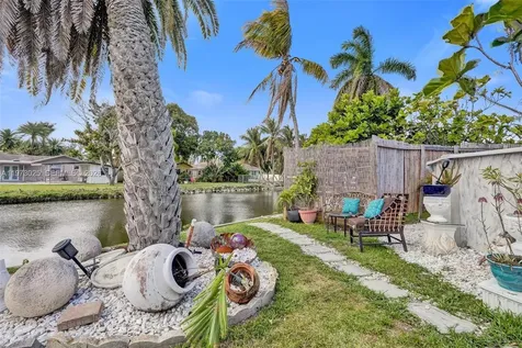 609 SW 2nd Avenue Hallandale Beach FL 33009