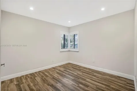 349 NW 94th Terrace Plantation FL 33324