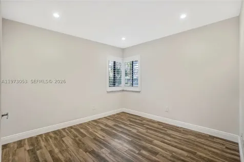 349 NW 94th Terrace Plantation FL 33324