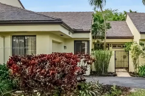 349 NW 94th Terrace Plantation FL 33324