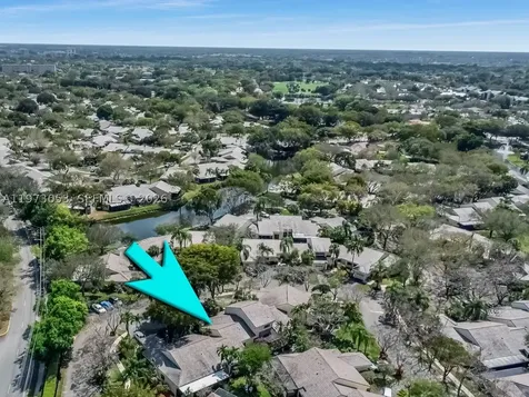 349 NW 94th Terrace Plantation FL 33324