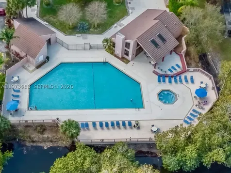 349 NW 94th Terrace Plantation FL 33324