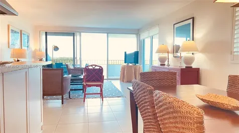 177 Ocean Lane Drive Key Biscayne FL 33149