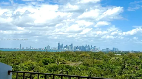 177 Ocean Lane Drive Key Biscayne FL 33149