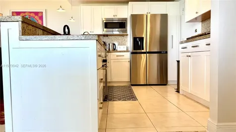 177 Ocean Lane Drive Key Biscayne FL 33149