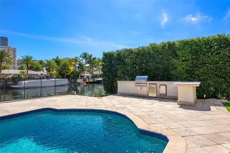 501 Hibiscus Drive Hallandale Beach FL 33009