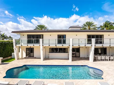 501 Hibiscus Drive Hallandale Beach FL 33009