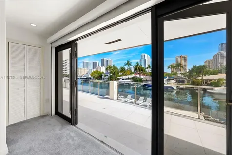 501 Hibiscus Drive Hallandale Beach FL 33009