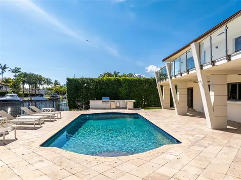 501 Hibiscus Drive Hallandale Beach FL 33009