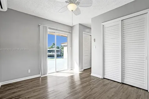949 SE 10th Court Pompano Beach FL 33060